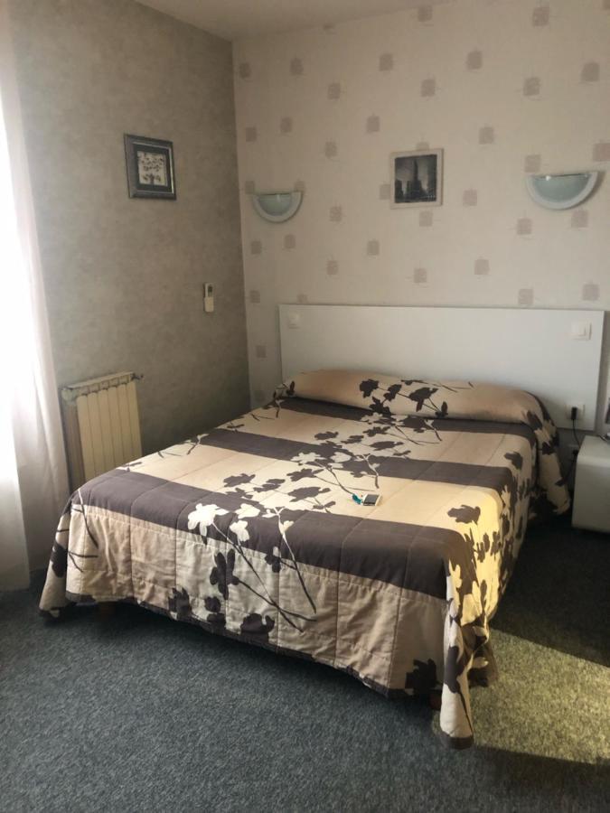 Hotel Le Relais Флёранс Экстерьер фото